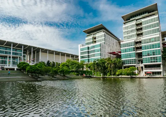 Taylor's University - universitas di kuala lumpur