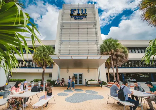 Florida International University - universitas termurah di amerika