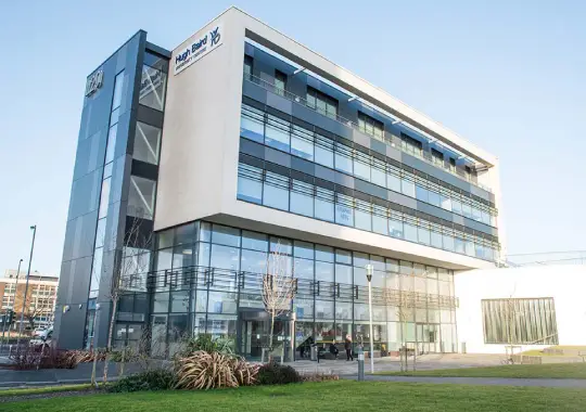 Hugh Baird College - universitas di liverpool