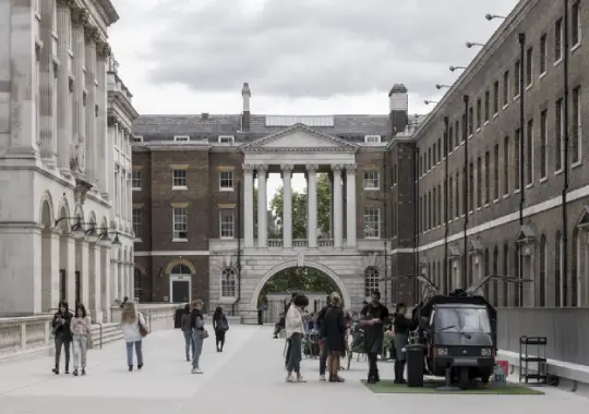 King’s College London - universitas bisnis terbaik di london