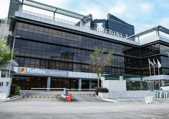 Raffles University - universitas di johor malaysia