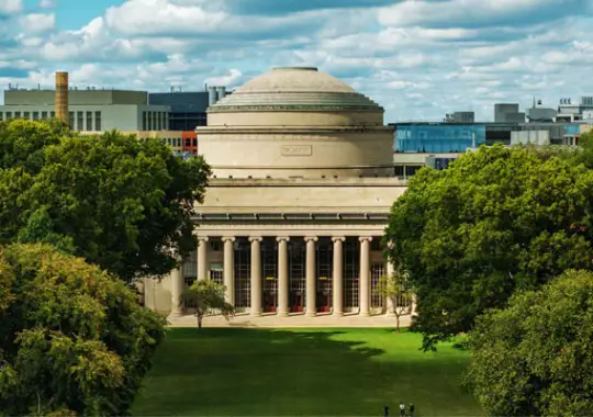 The Massachusetts Institute of Technology (MIT) - universitas swasta di amerika