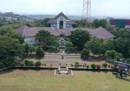Universitas Diponegoro (Undip) - fakultas peternakan terbaik di dunia