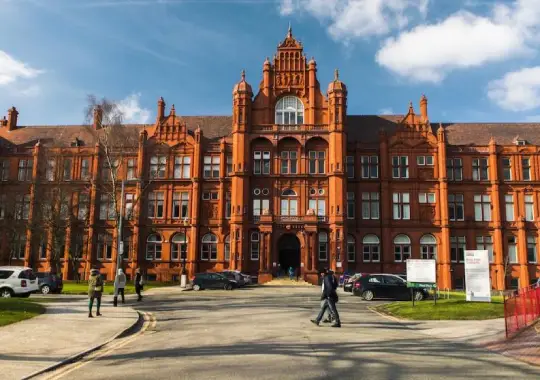 University of Salford - Universitas di Manchester Inggris