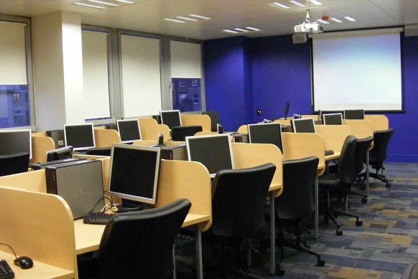 Dublin Business School (DBS)