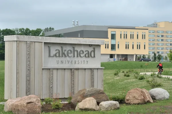 Foto 2 Lakehead University