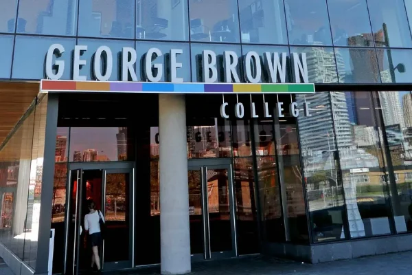 Foto 4 George Browne College