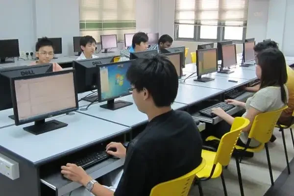 Lab Computer Disted College, Malaysia