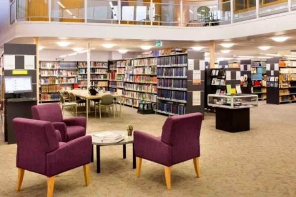 Perpustakaan University Devinity